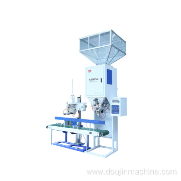 Automatic packaging machine with weighing filling